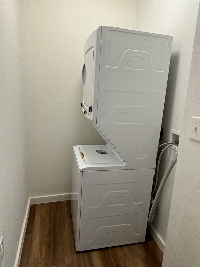 Photo - 440 B Aly Unidad A