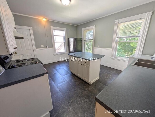 Photo - 6 Fifth St. Apt. Unidad 1