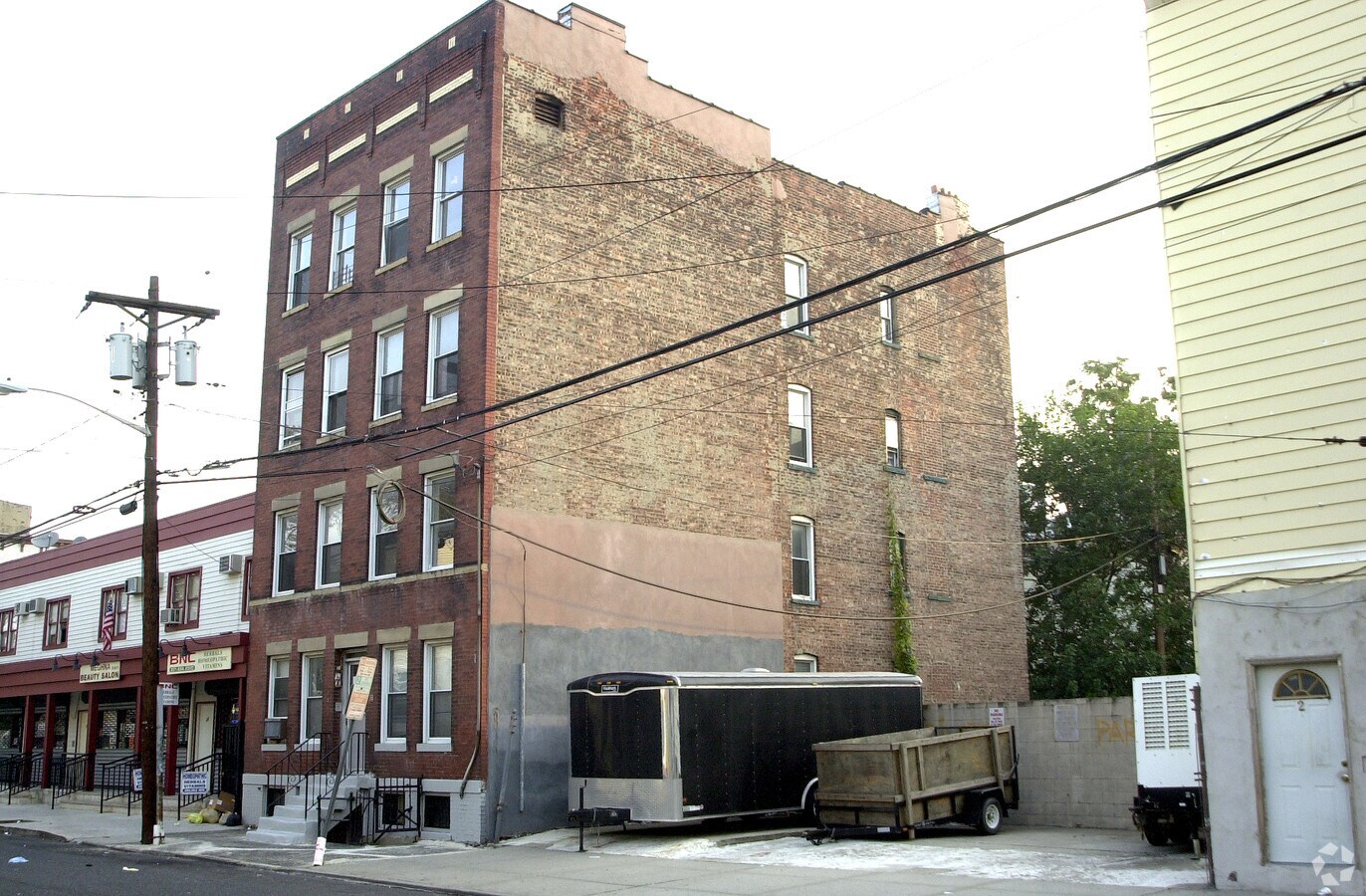 Photo - 10 Liberty Ave