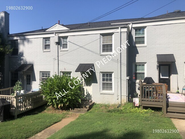 Photo - 547 Wakefield Dr