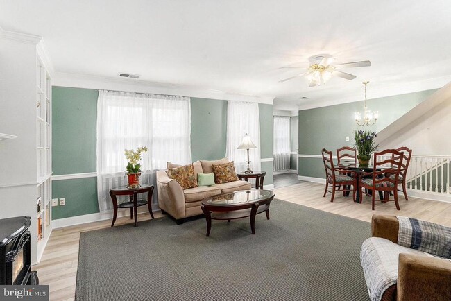 Photo - 750 E Marshall St