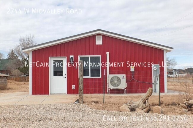 Photo - 2744 W Midvalley Rd