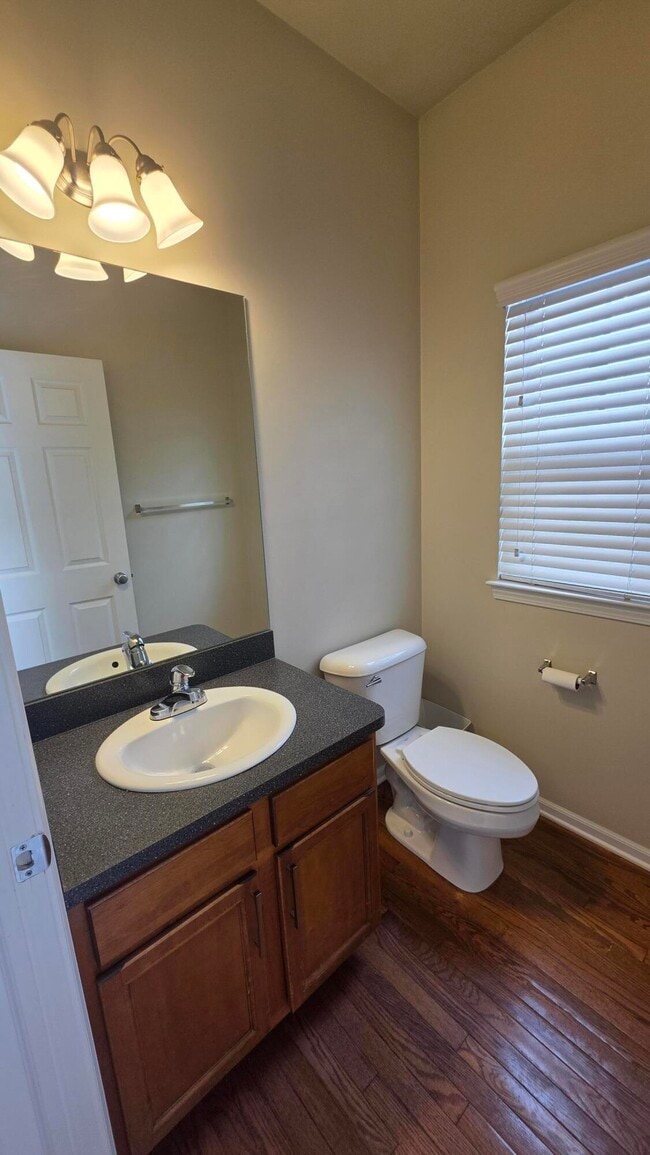 Photo - 1580 Kessler Ave