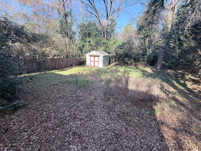 Photo - 2 Bedroom / 1 Bath – Available Now West Athens