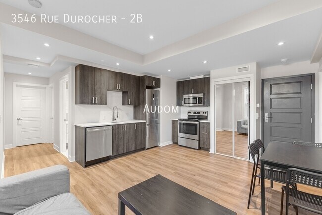 Photo - 3546 Rue Durocher Unit 2B