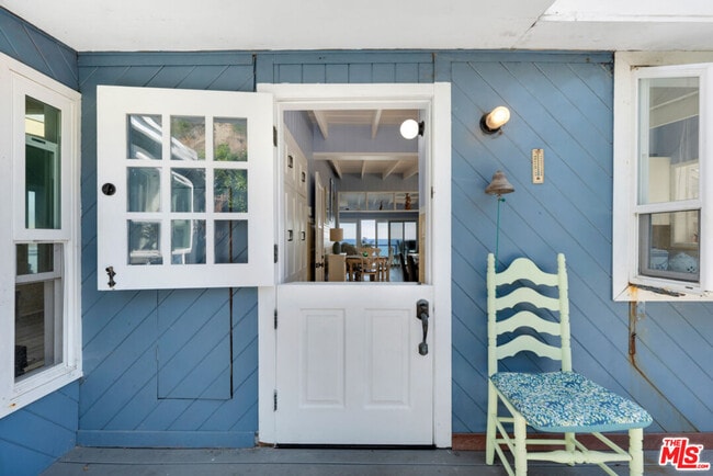 Photo - 24528 Malibu Rd