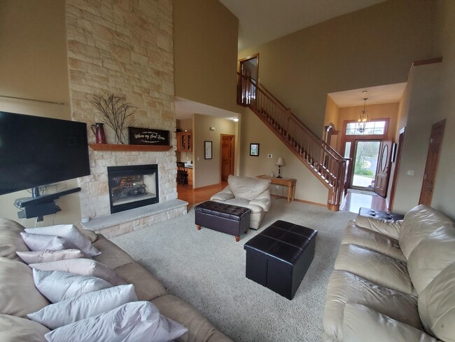 Photo - W150N7229 Paseo Ln