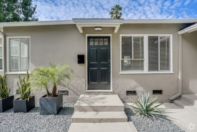 Building Photo - 4244 Tujunga Ave Unit 4244 Rental