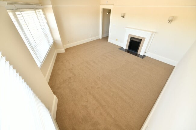 Photo - 3061-3061 Adeline St Unit 3061