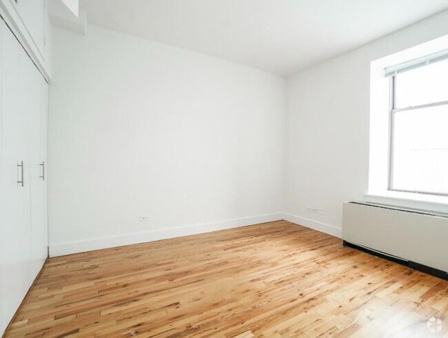 Building Photo - 90 Horatio St Unit 3N Rental