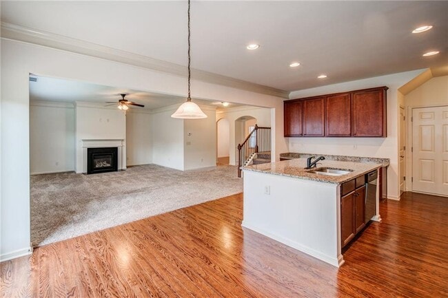 Photo - 129 Stonewood Creek Ct