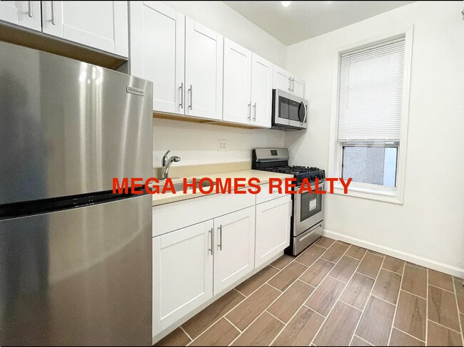 Photo - 3707 36th Ave Apartments Unit 3
