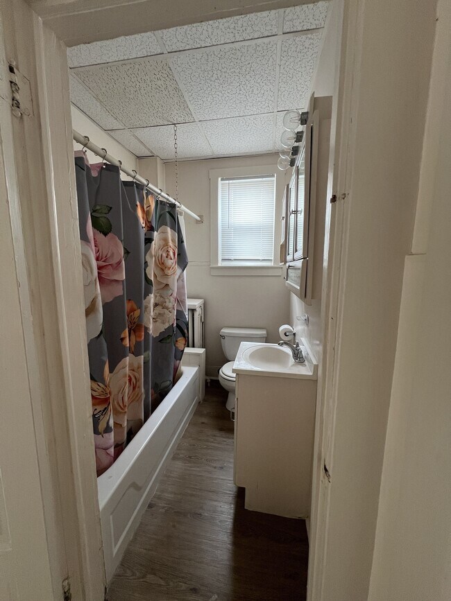 Photo - 206 N Jefferson St Unit 1