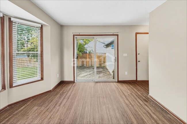 Photo - 5829 Sharets Dr