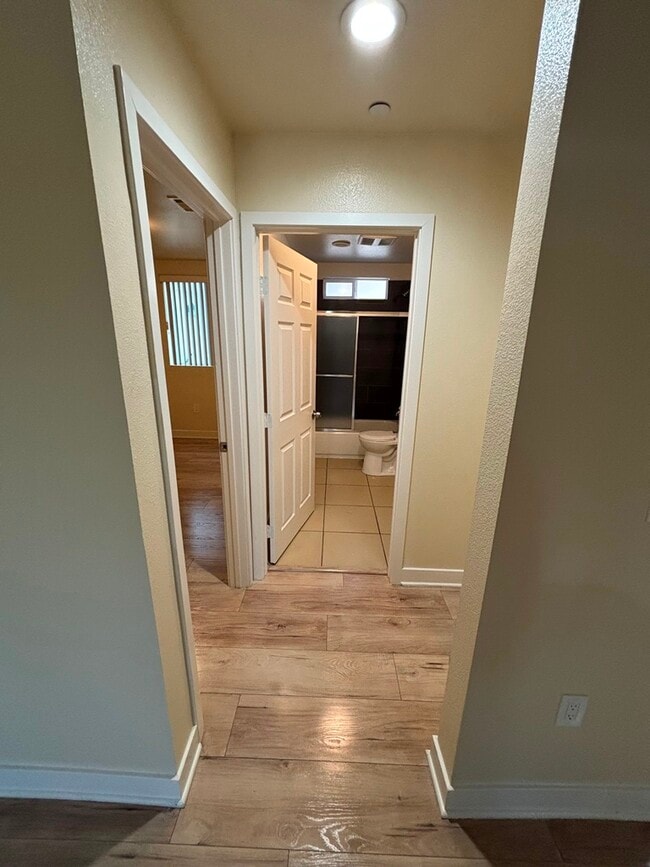 Photo - 3910 Halldale Ave