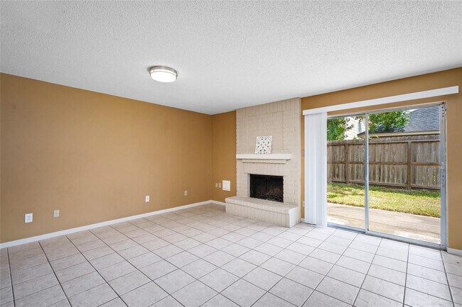 Photo - 2315 Woodstream Blvd