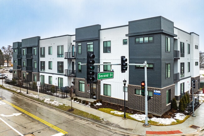 Building Photo - Fairview Station Rental