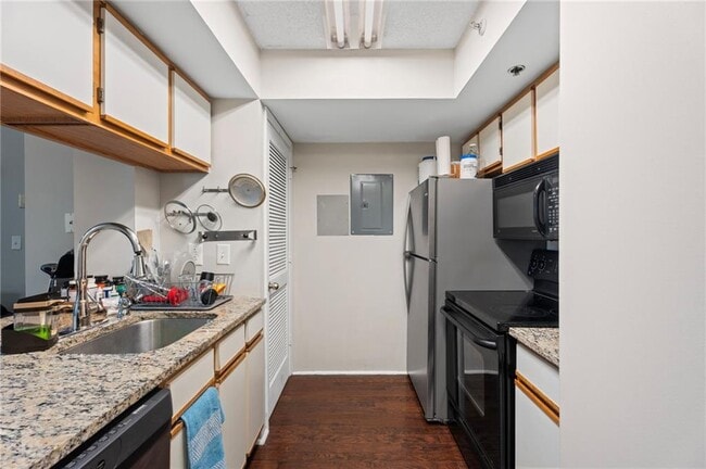 Photo - 795 Hammond Dr Unit 505