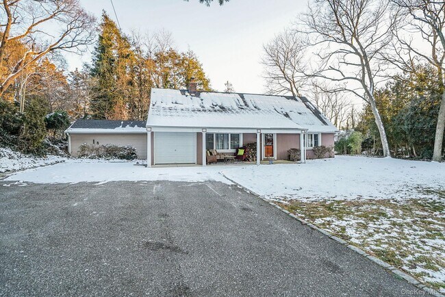 Photo - 6 Fairfields Ln