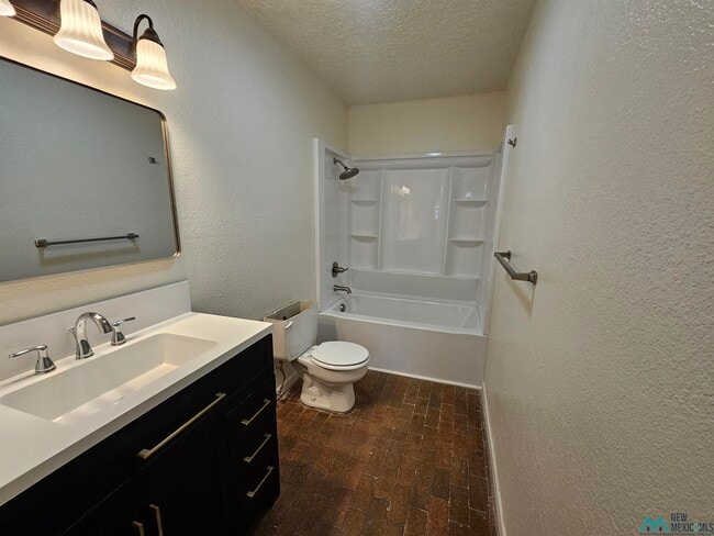 Photo - 723 N Avenue M