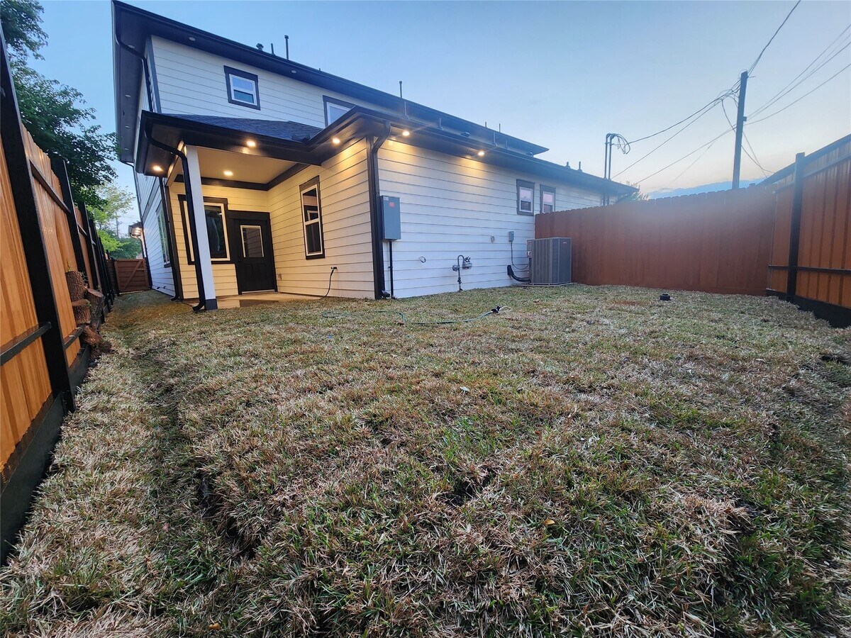 Photo - 1313 Gary Ave