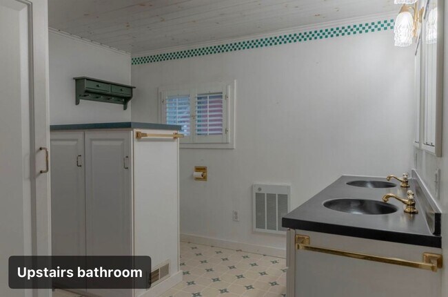 Photo - 11 N Main St Unidad 11 N Main St Apt A