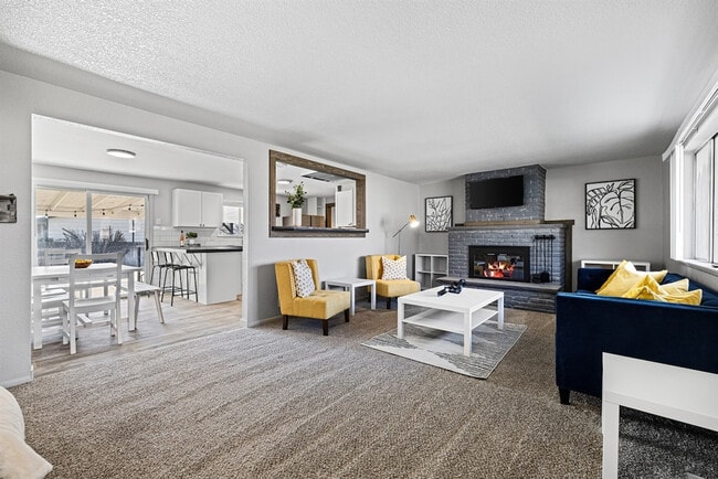 Building Photo - 9131 W Pattie Dr Unit SI ID1547099P
