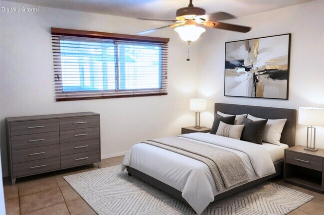Photo - 720 E Brenda Dr