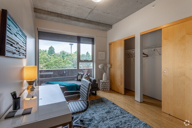 2BR, 2BA D - 1,373 SF