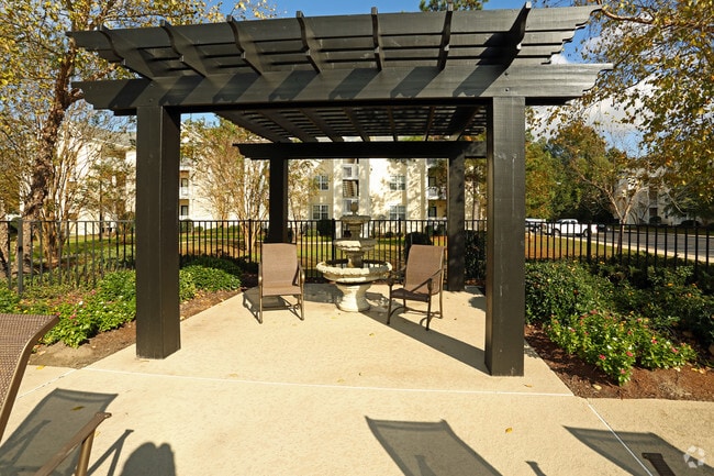 Palmetto Pointe Apartments