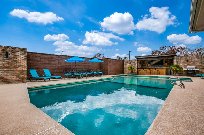 Photo - 7307 Spring Valley Rd Casa