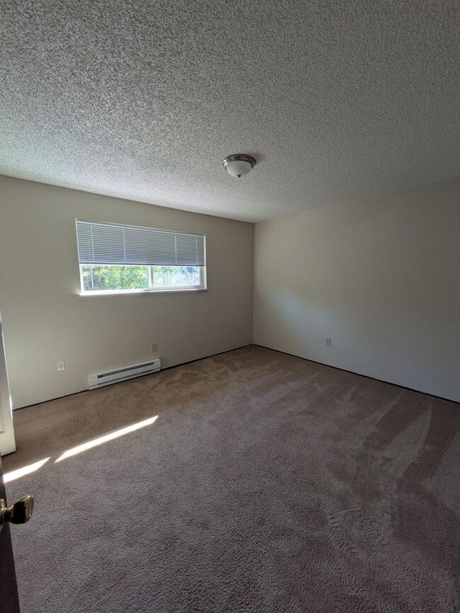 Photo - Kingston Manor