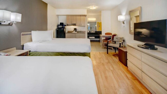 Photo - 4950 S Outlet Center Dr Unidad A101