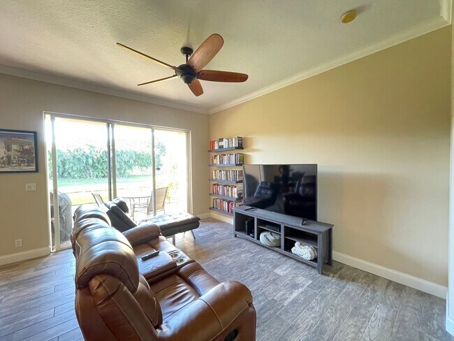 Photo - Beautifully updated Modern Townhouse in th...