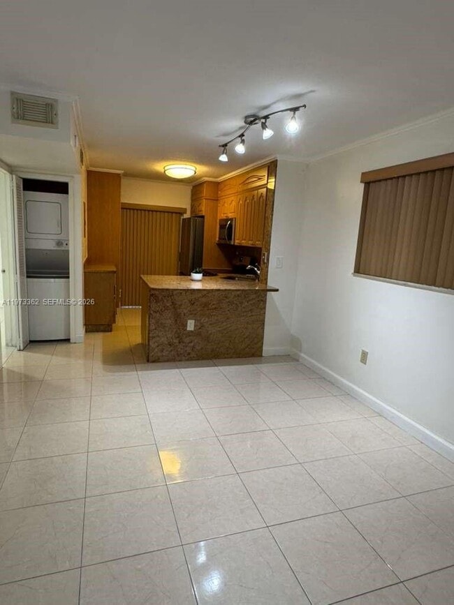 Photo - 2575 SW 27th Ave Unit 214