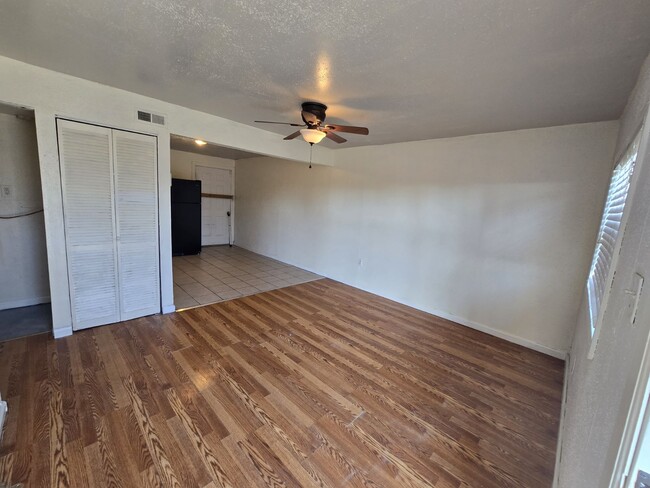 Photo - 507 Saint Robert Dr