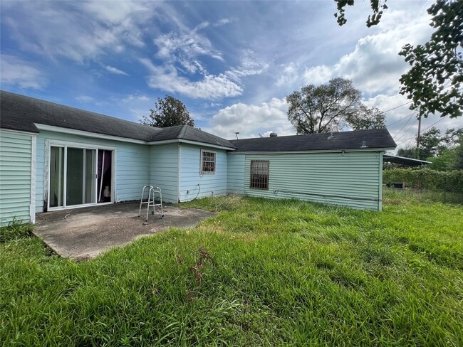 Photo - 5942 Ridgeway Dr