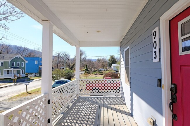 Photo - Pet-Friendly Belmont Home With Fenced Yard