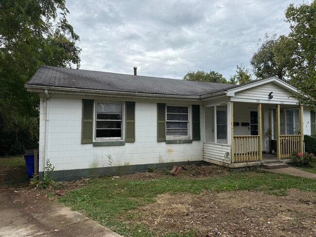 Building Photo - 134 Halls Ln