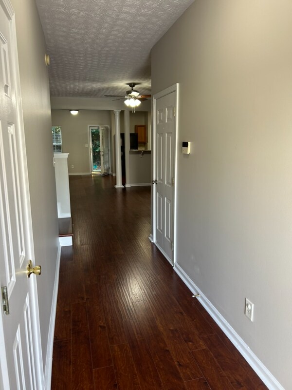 Photo - 2907 Greyhawk Ln