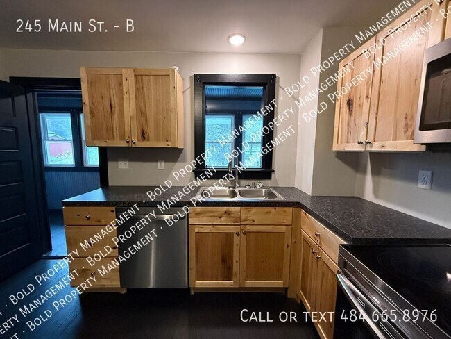 Photo - 245 E Main St Unidad B