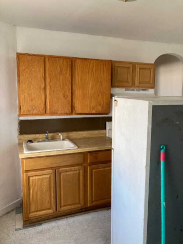 Photo - 1911 E Cambria St Apartment