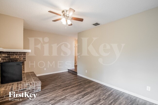 1572 Sonoma Ct