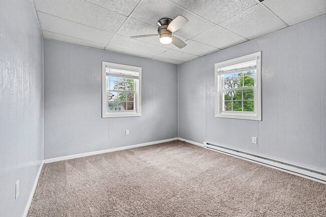 Photo - 415 Aspen St
