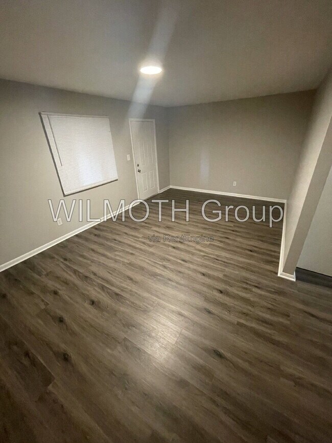 Photo - 135 W Hendricks St Unidad 8