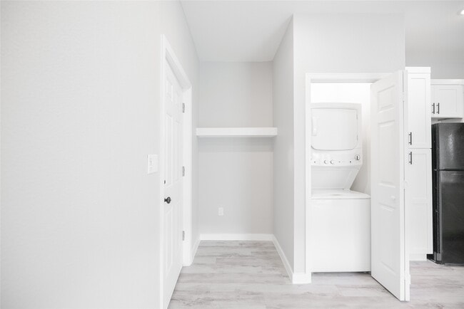 Photo - 2101 Reinke Rd Unit 3101