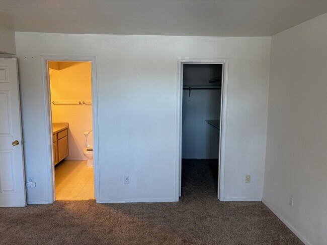 Photo - 780 Copper Ln Unidad #203