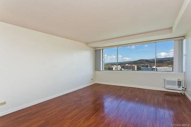 Photo - High-Floor Studio Featuring Full Kitchen, Parking & Brilliant Views at The Five Regents