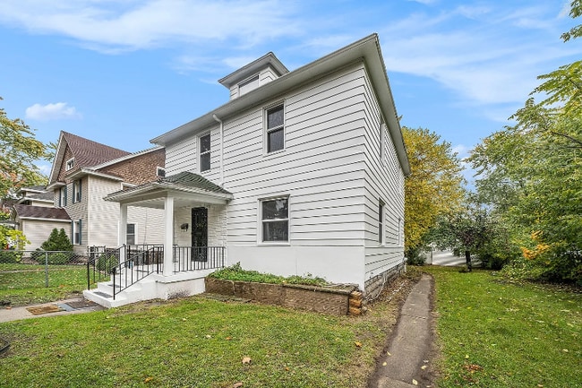 1532 Hamilton Ave NW