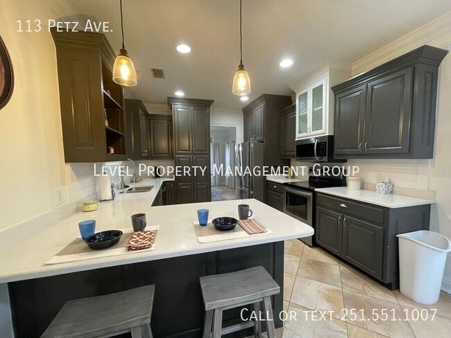 Photo - 113 Petz Ave